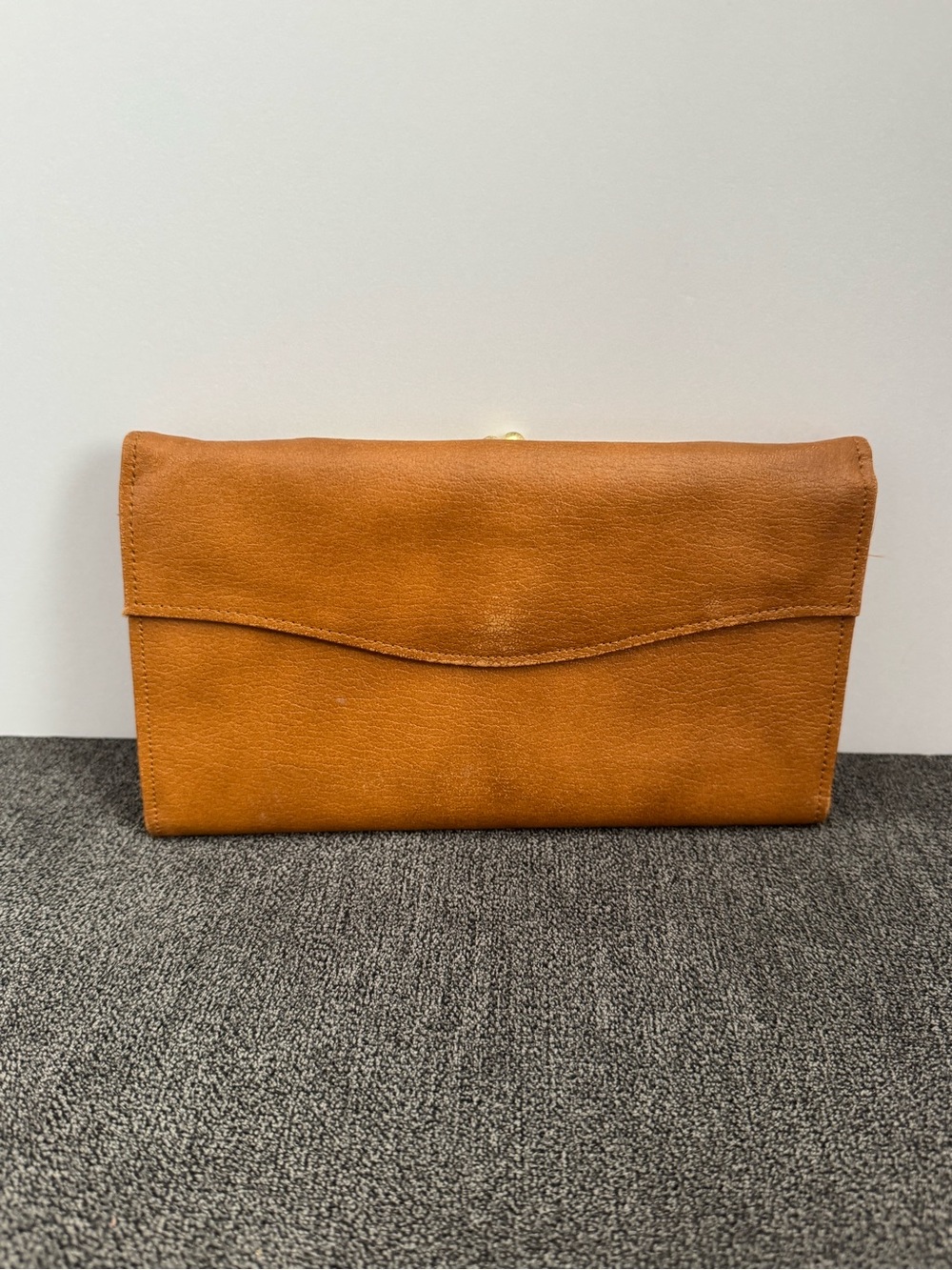 Buxton Brown Envelope Style Women's Wallet ID Window Credit Card